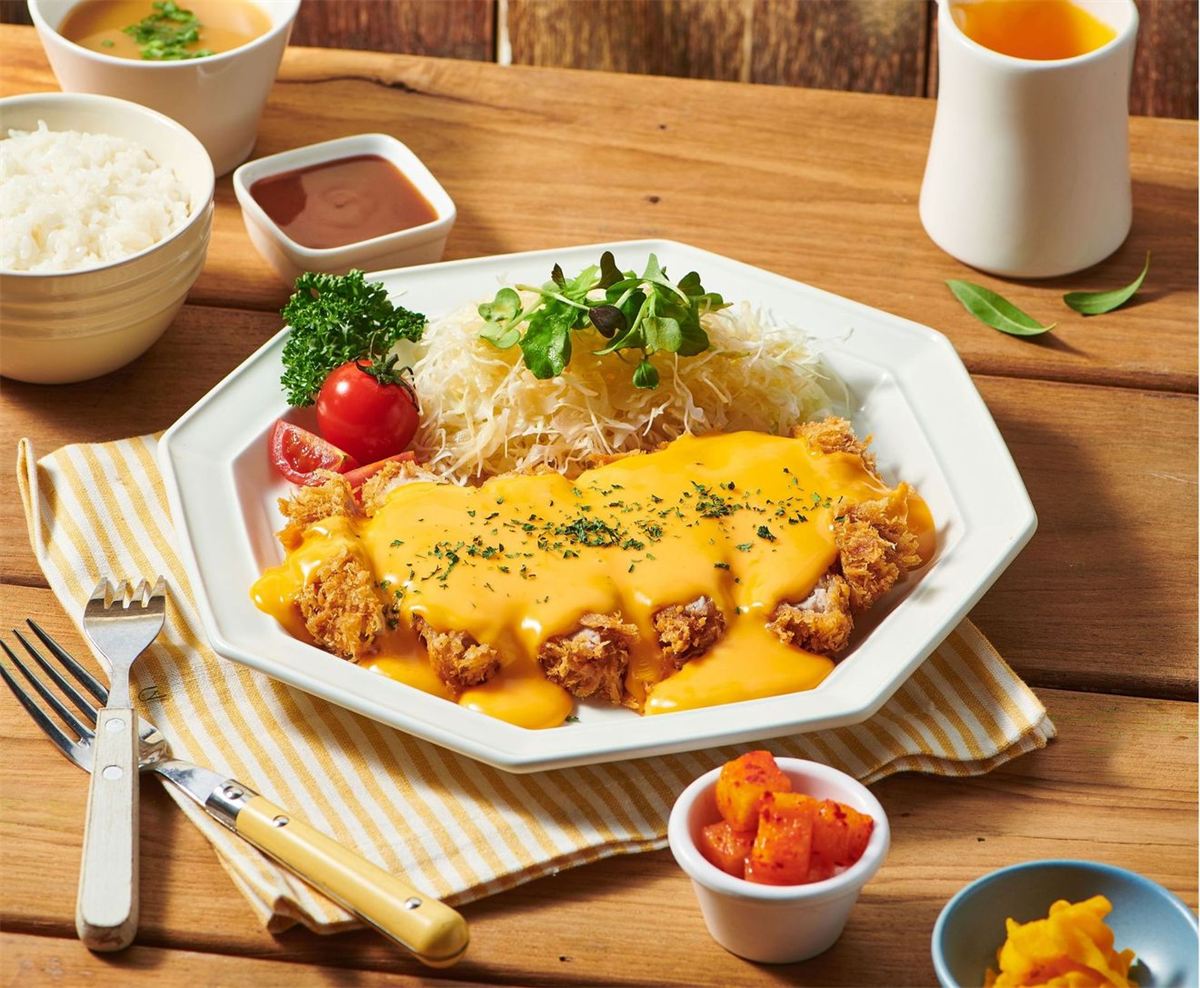 체다치즈돈카츠  정식 
