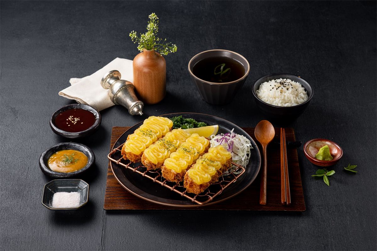 고구마치즈카츠 정식 
