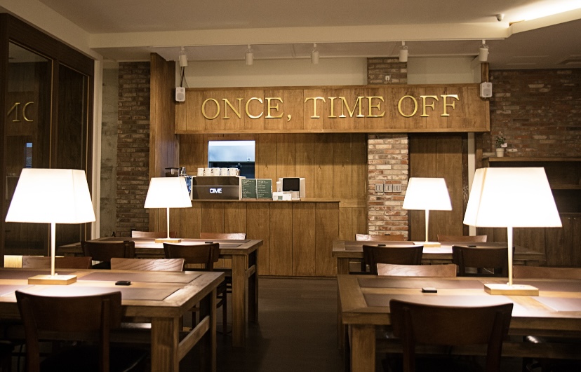 ONCE, TIME OFF 인테리어 4