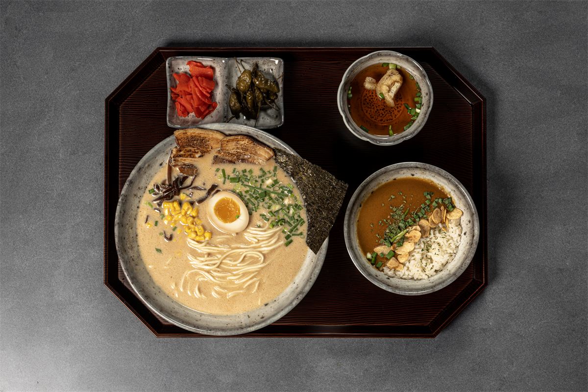 돈코츠라멘 + 전통카레밥