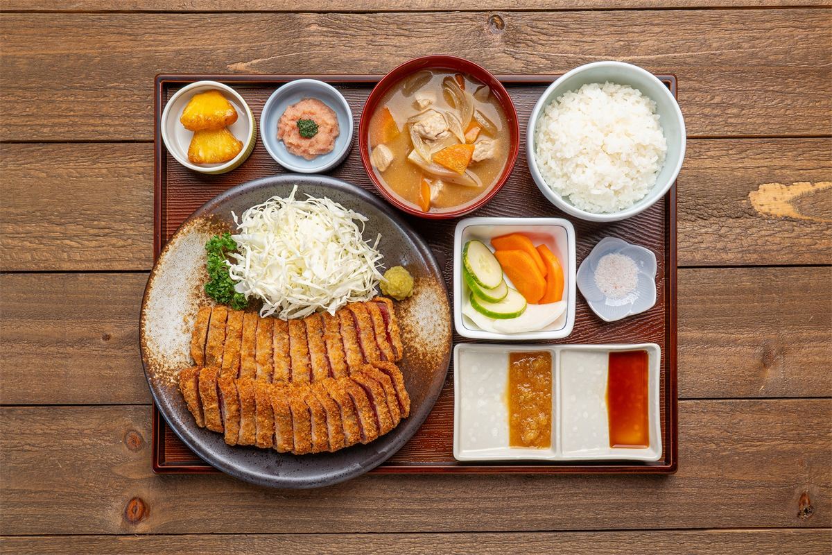 다이몬규카츠 정식 280g